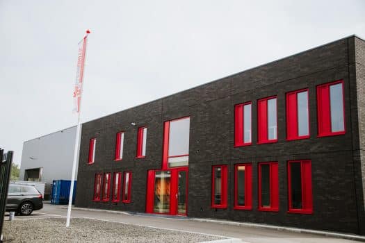 Opening Klein Units in Dordrecht